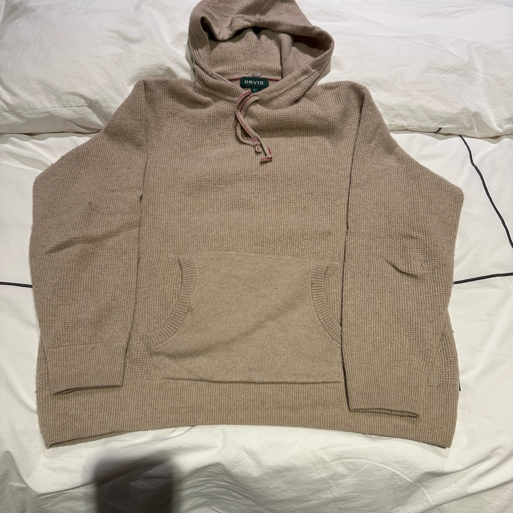 Orvis Men's Beige Crewneck Sweater